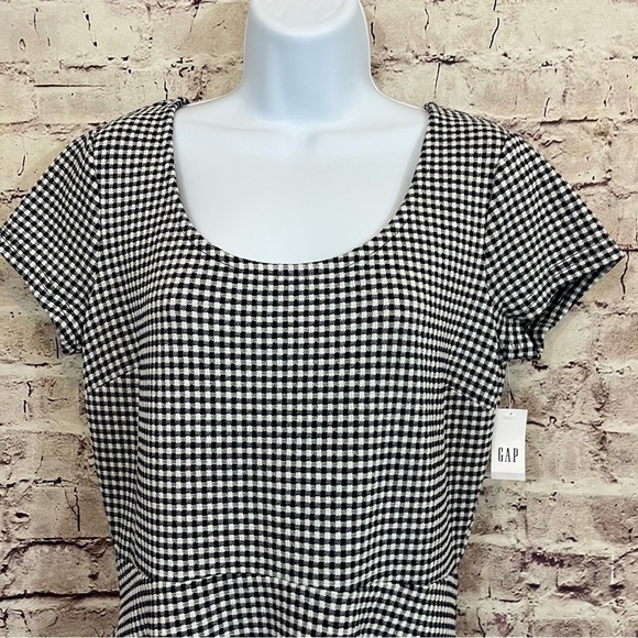 GAP Blue Gingham Print Short Sleeve Dress - Picture 2 of 10